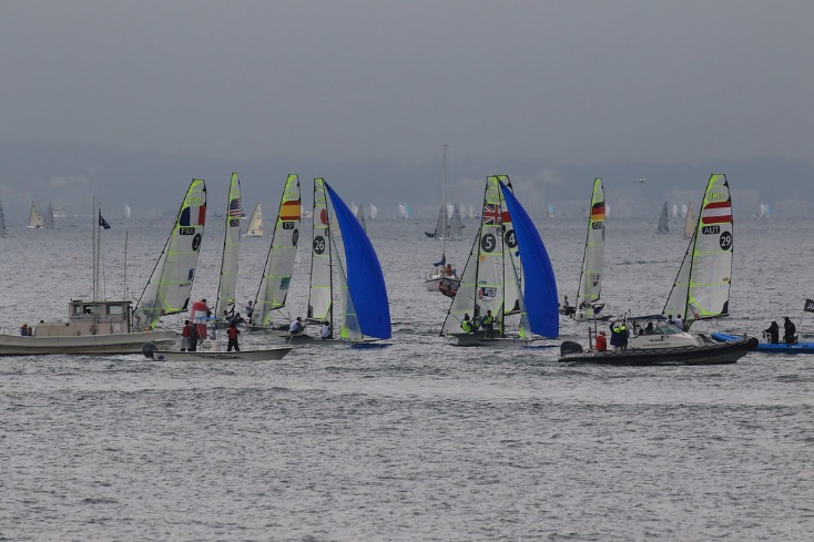 巴菲特警示,当心,财政失策,时时彩,彩票平台,高频彩票,在线购彩,彩票投注